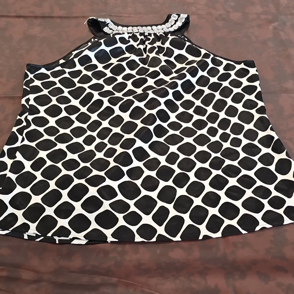 M Michael KORS Business Casual No Sleeve Black White Silver Embelished Top Sz 14 - Picture 3 of 5